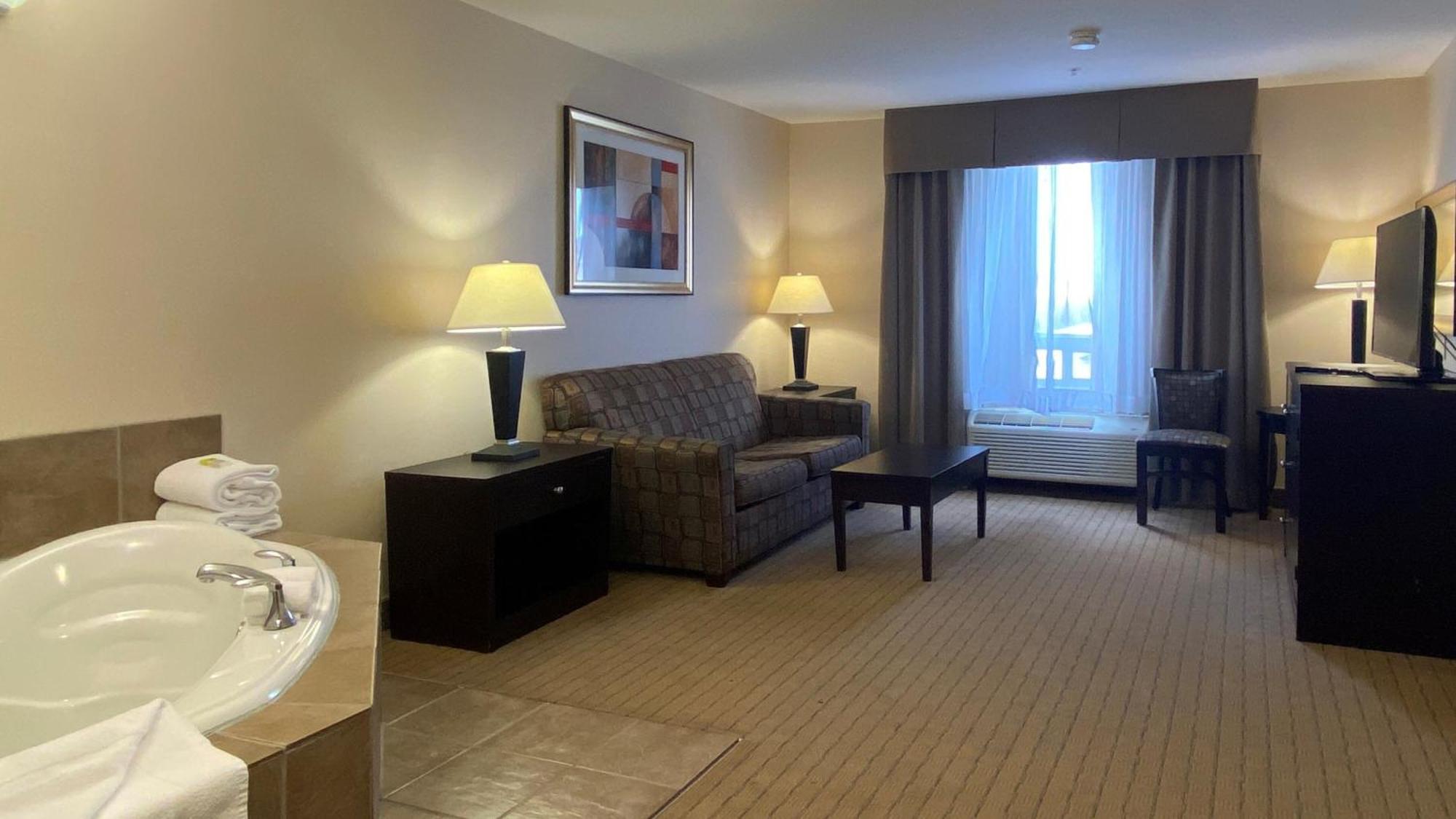 Holiday Inn Express Hotel & Suites Swift Current By Ihg Kültér fotó