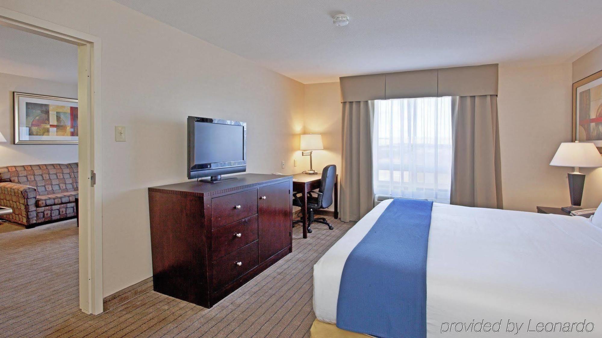 Holiday Inn Express Hotel & Suites Swift Current By Ihg Szoba fotó